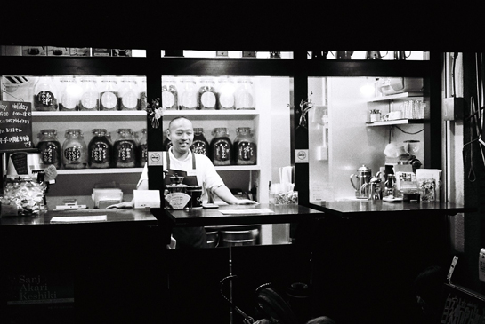 Josiane Keller - coffee stand