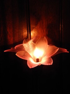 Josiane Keller - lily lamp