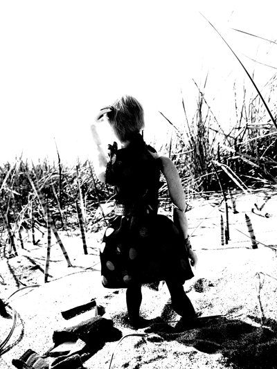 Josiane Keller - Viola on the beach