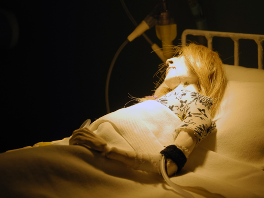 Josiane Keller - Billy in the hospital bed 7 - looking away