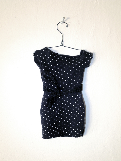 Josiane Keller - ChoCho's black mini cocktail dress with polka dots