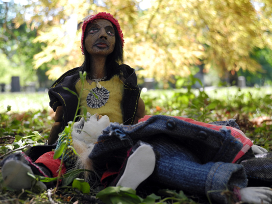 Josiane Keller - Larry on the graveyard with Chiaki lying on his lap