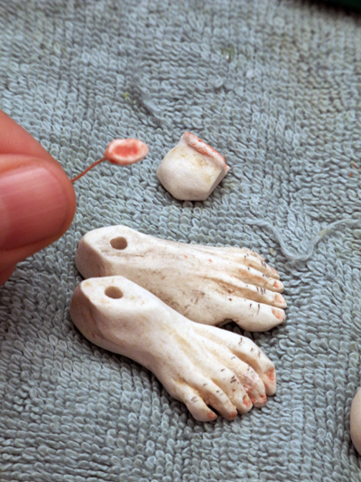 Josiane Keller - making Jan - tongue, lower jaw and feet