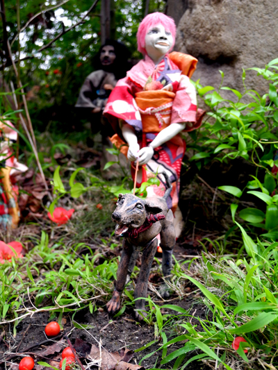 Josiane Keller - group shot outside - Viola with Goebbels 2