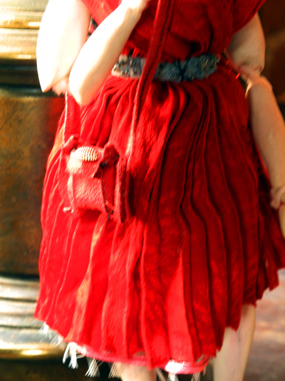 Josiane Keller - Molly's red dress 2