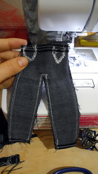 Josiane Keller - making new jeans for Molly 3